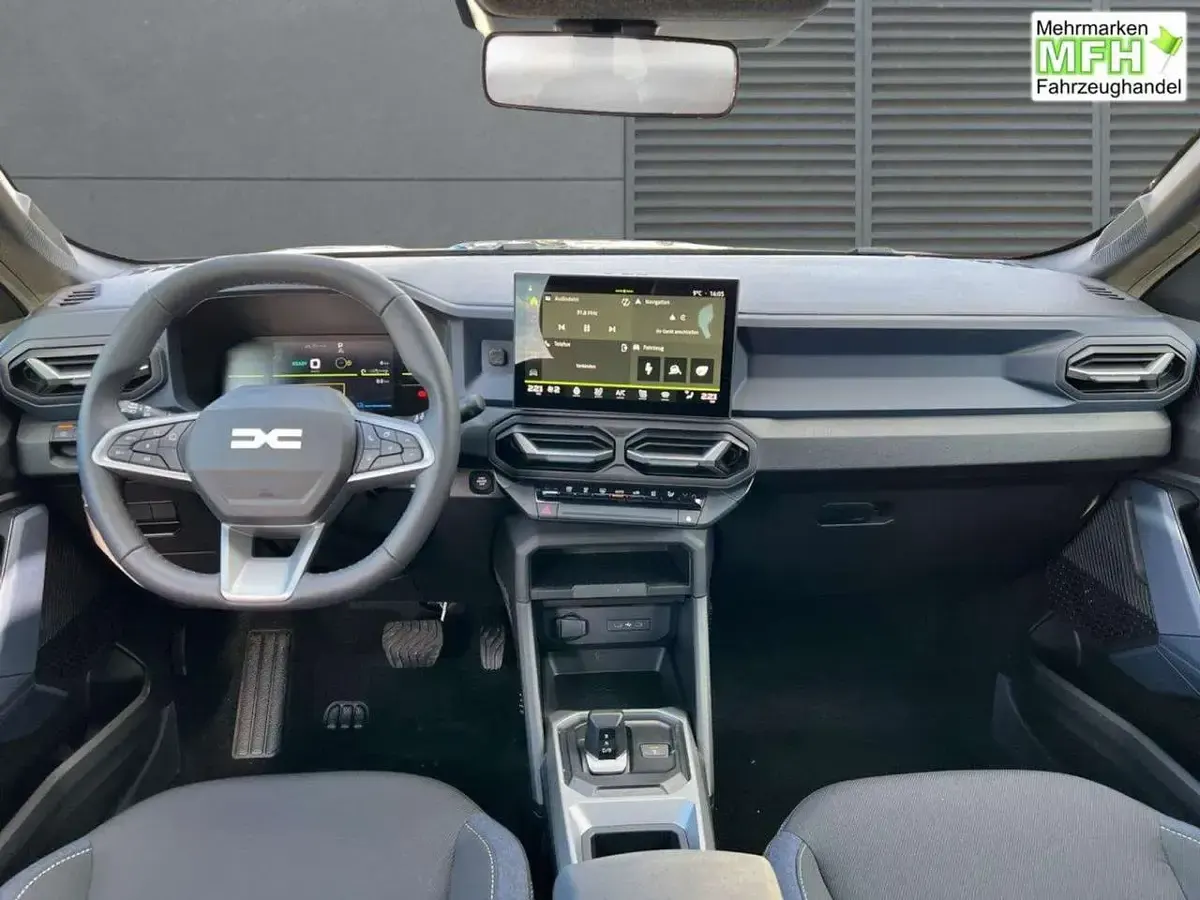 Neu Dacia Bigster Expression 158 PS (116 kW) 2026 Dolomitgrau SUV