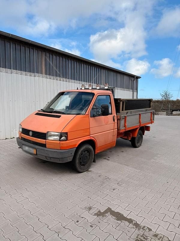 Gebraucht VW T4 58 PS (42 kW) 1991 Orange Van