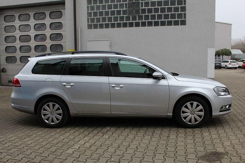 Gebraucht VW Passat Comfortline 150 PS (110 kW) 2014 Silber Kombi