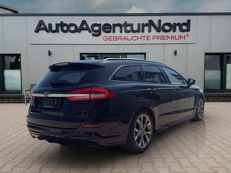 Gebraucht Ford Mondeo ST-Line 150 PS (110 kW) 2022 Schwarz Kombi