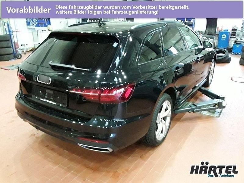 Gebraucht Audi A4 S-Line 150 PS (110 kW) 2022 Mythosschwarz (black), metallic Kombi