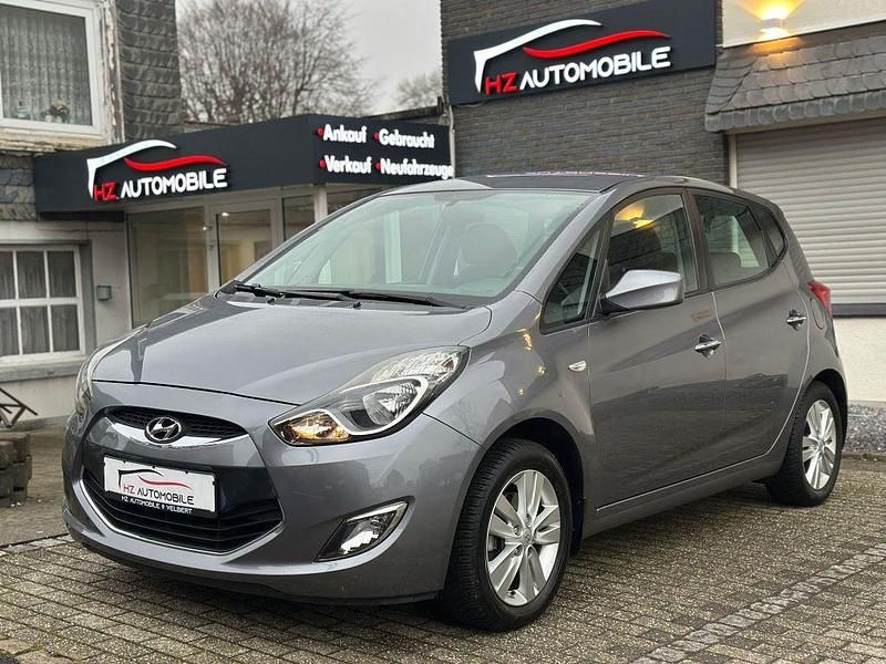 Gebraucht Hyundai ix20 125 PS (91 kW) 2014 Grau Kleinwagen