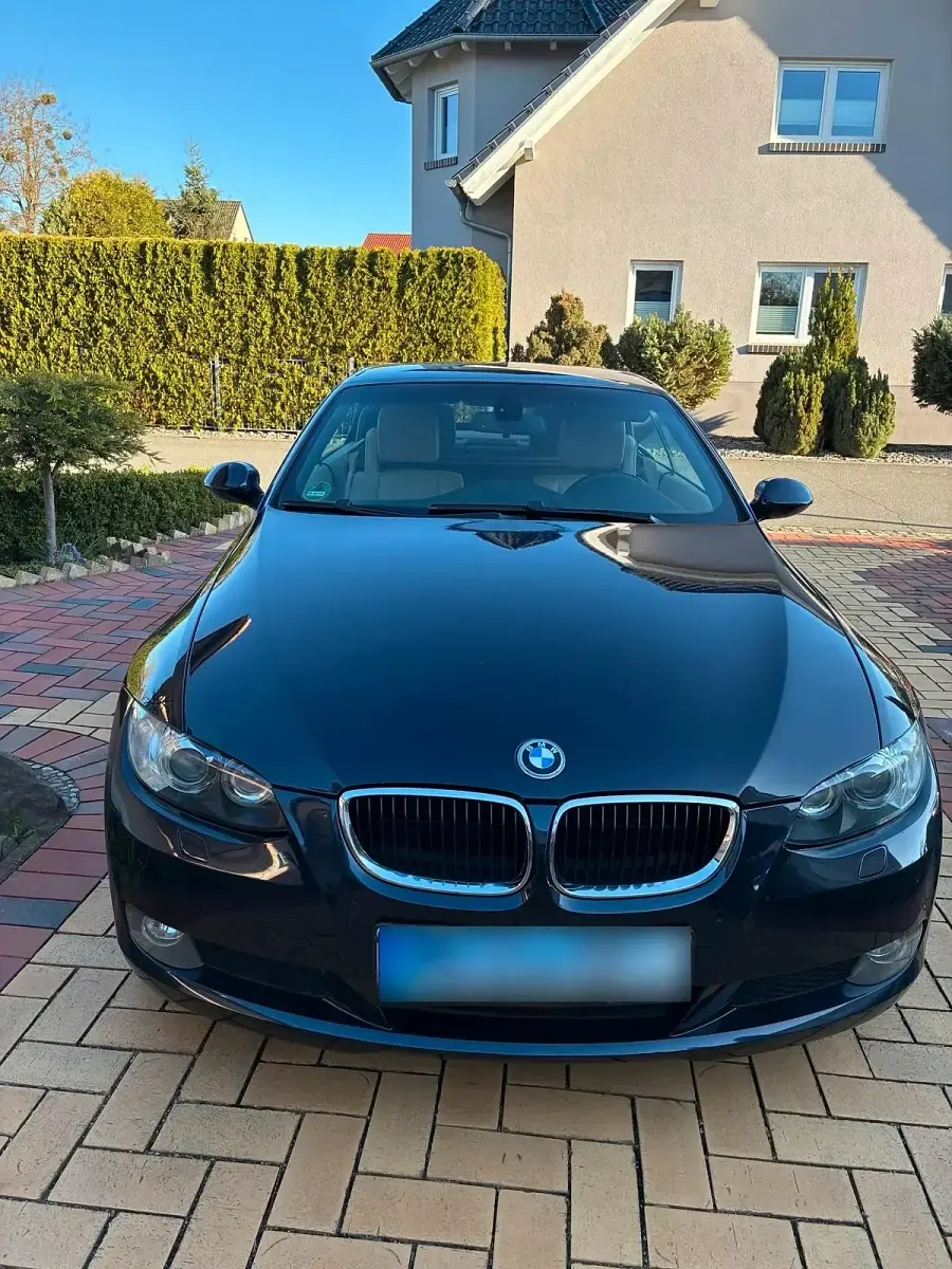 Gebraucht BMW 320 Cabriolet 170 PS (125 kW) 2008 Blau Cabrio