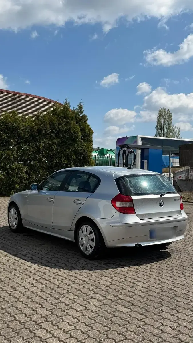 Gebraucht BMW 120 163 PS (119 kW) 2005 Silber Kleinwagen