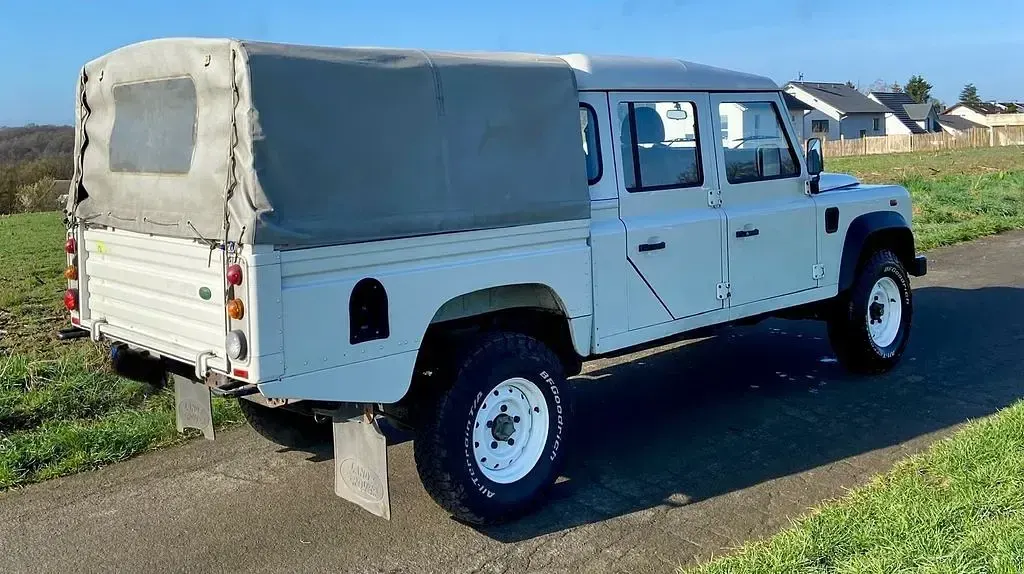 Gebraucht Land Rover Defender 122 PS (89 kW) 2007 Weiß SUV
