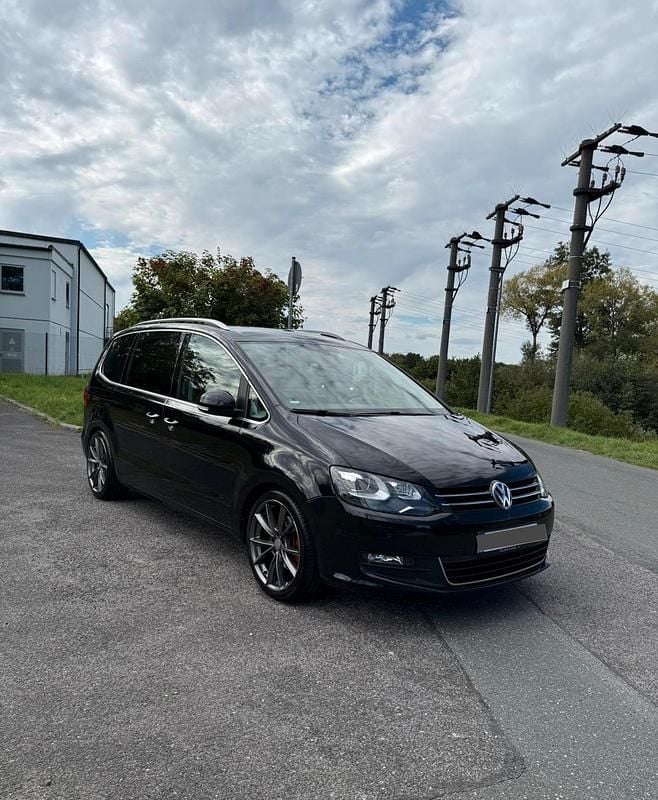 Gebraucht VW Sharan 140 PS (102 kW) 2014 Schwarz Van / Kleinbus
