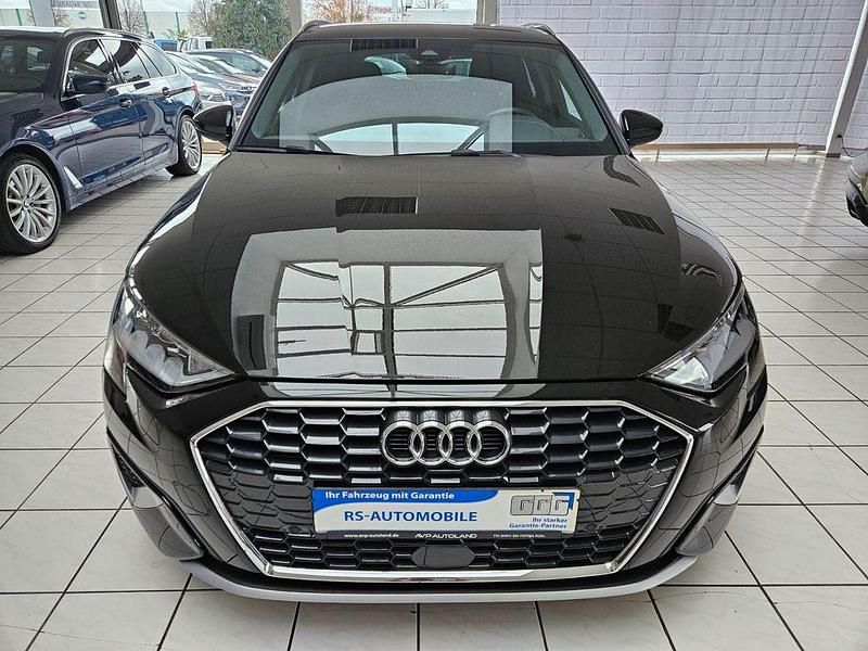 Gebraucht Audi A3 Advanced Plus 116 PS (85 kW) 2021 Schwarz Limousine