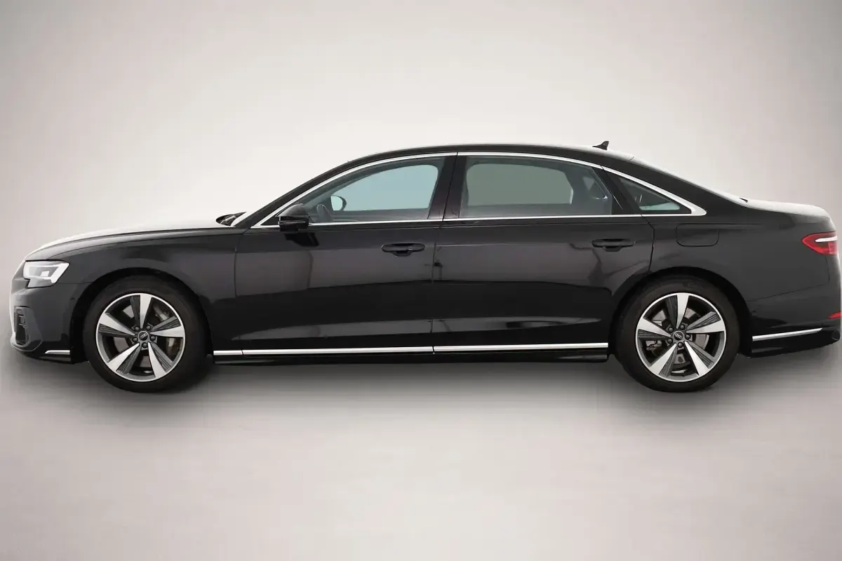 Gebraucht Audi A8L Comfort 462 PS (339 kW) 2025 Mythosschwarz metallic Limousine