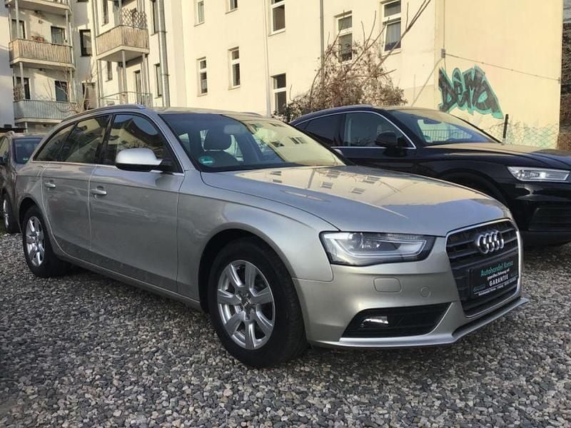 Gebraucht Audi A4 Ambiente 170 PS (125 kW) 2012 Grau Kombi