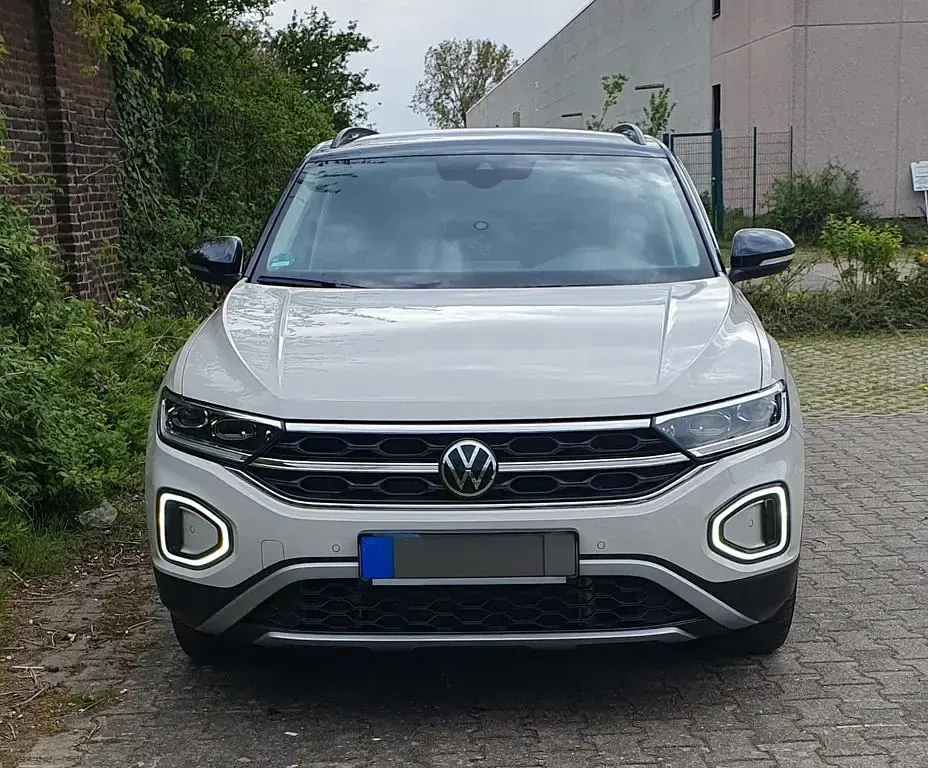 Gebraucht VW T-Roc Goal 150 PS (110 kW) 2024 Weiß SUV