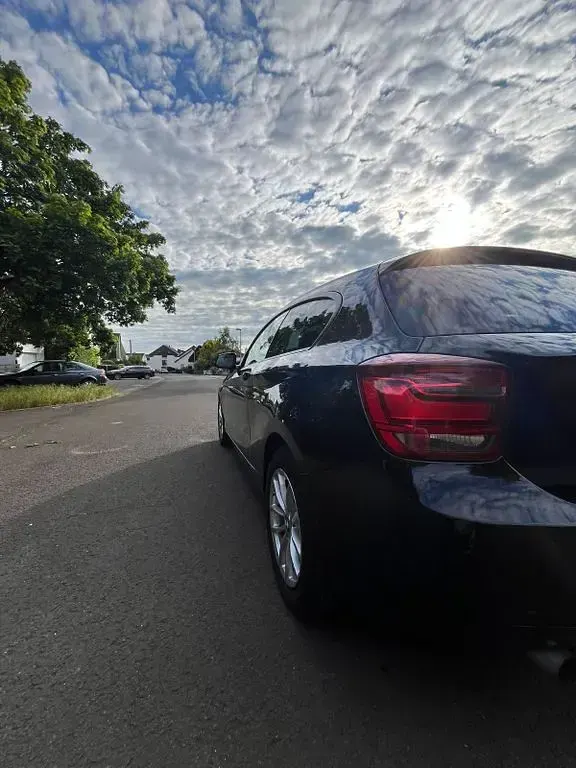 Gebraucht BMW 116 136 PS (100 kW) 2013 Schwarz Kleinwagen