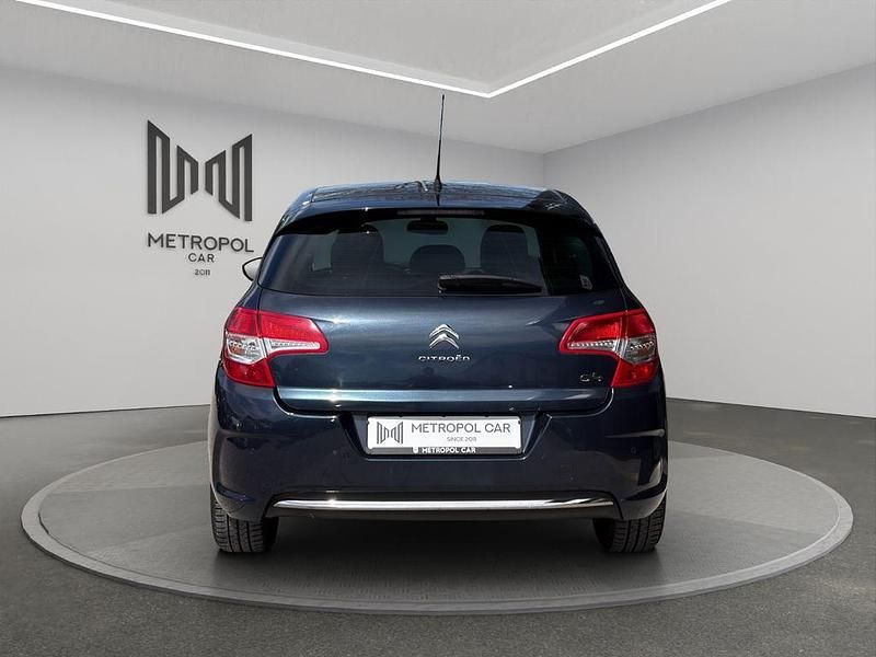 Gebraucht Citroën C4 SELECTION 120 PS (88 kW) 2013 Blau Limousine