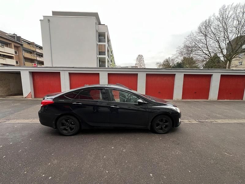 Gebraucht Hyundai i40 135 PS (99 kW) 2012 Schwarz Limousine