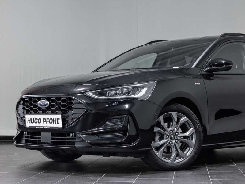 Gebraucht Ford Focus ST-Line 125 PS (91 kW) 2022 Agate black metallic Kombi