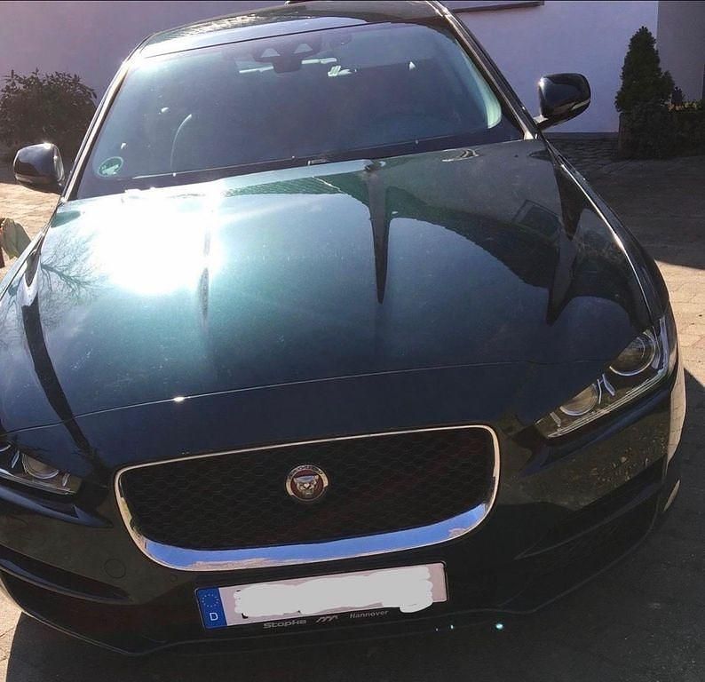 Gebraucht Jaguar XE 179 PS (131 kW) 2016 Grün Limousine