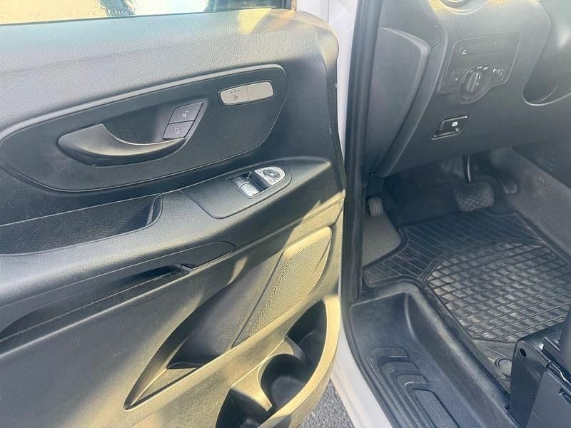 Gebraucht Mercedes e-Vito 85 kW (116 PS) 2019 Weiß Van / Kleinbus