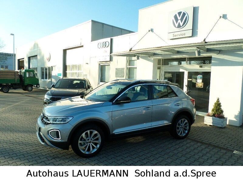 Gebraucht VW T-Roc Style 150 PS (110 kW) 2023 Silber SUV