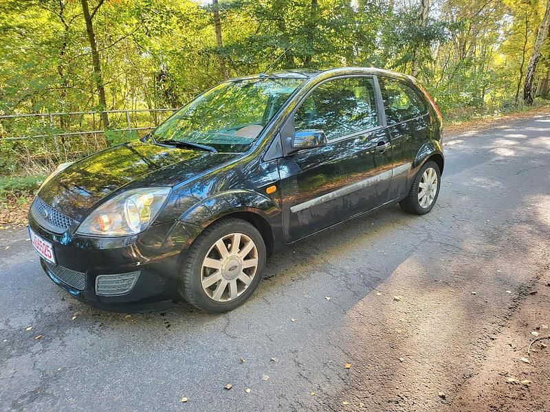 Gebraucht 2006 Ford Fiesta Kleinwagen | 999 € (Superpreis) - Bild 1/4