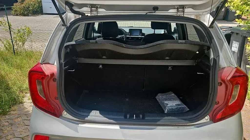 Gebraucht Kia Picanto Edition 7 84 PS (61 kW) 2018 Grau Kleinwagen