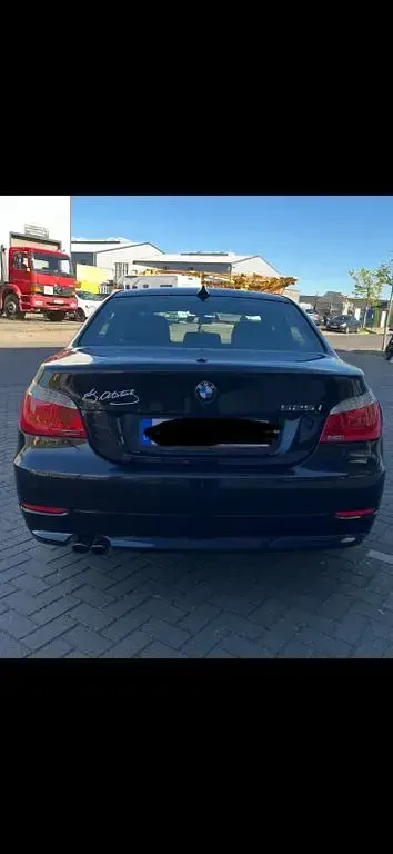 Gebraucht BMW 525 218 PS (160 kW) 2008 Schwarz Limousine