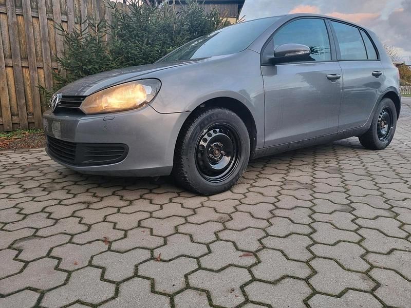 Grau Gebraucht 2009 VW Golf VI Kleinwagen | 3.500 € (Fairer Preis) - Bild 1/4
