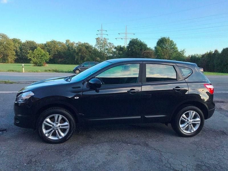 Gebraucht Nissan Qashqai Acenta 110 PS (80 kW) 2011 Schwarz SUV