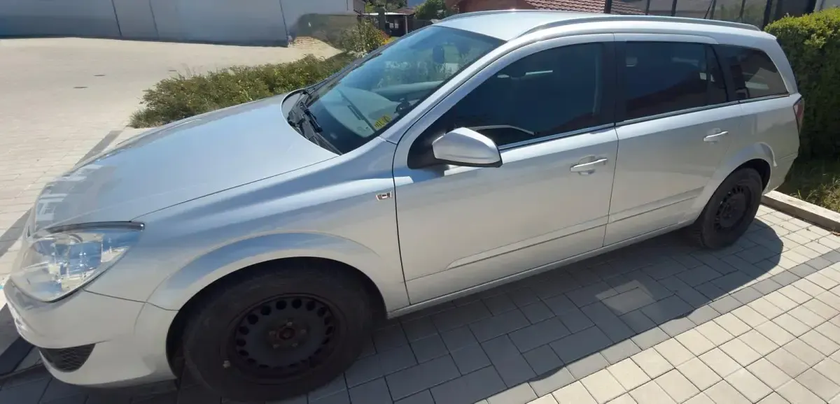 Gebraucht Opel Astra 2008 Silber Kombi