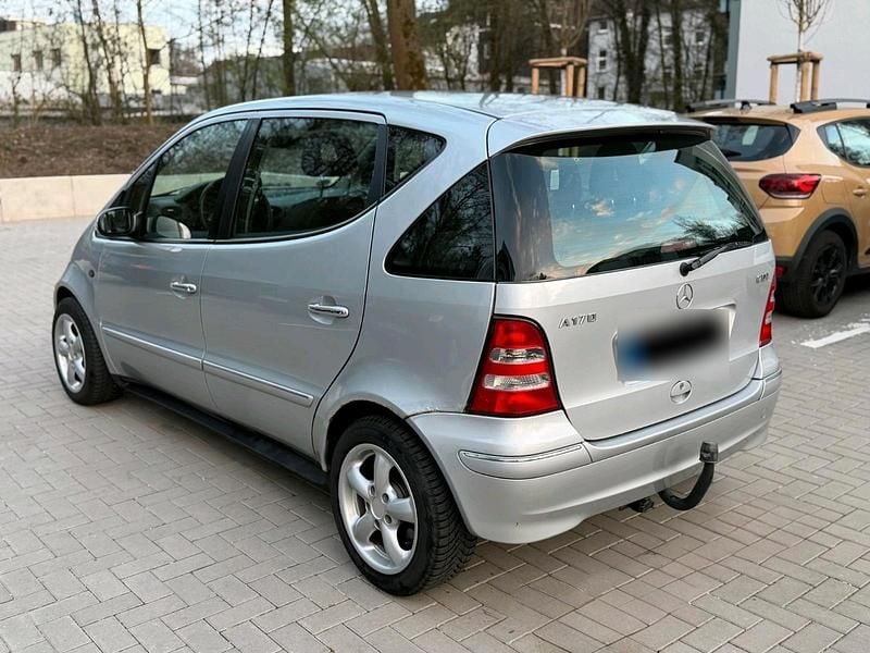 Gebraucht Mercedes A170 95 PS (69 kW) 2004 Silber Kleinwagen