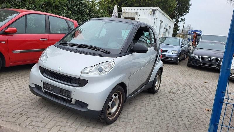 Gebraucht Smart ForTwo Coupé 61 PS (44 kW) 2011 Schwarz Coupé