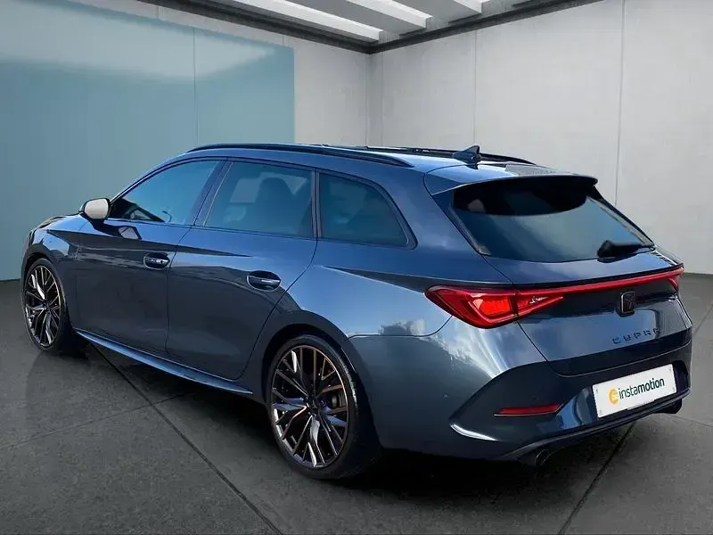 Używany Cupra Leon VZ 245 KM (180 kW) 2023 Szary Kombi