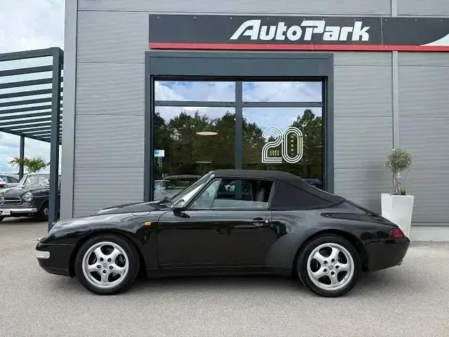 Gebraucht Porsche 911 Carrera Cabriolet 272 PS (200 kW) 1994 Schwarzmetallic (metallic) Cabrio