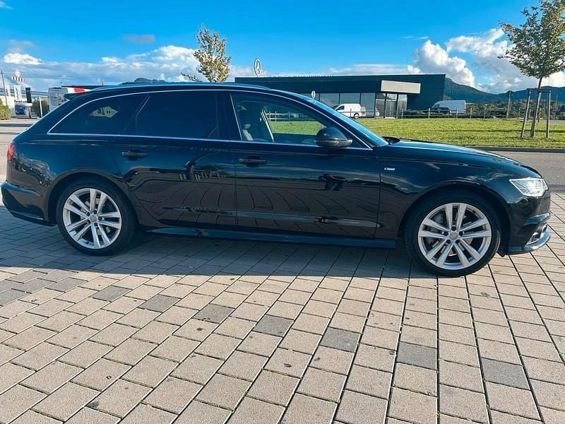 Gebraucht Audi A6 Ambiente 218 PS (160 kW) 2017 Schwarz Kombi