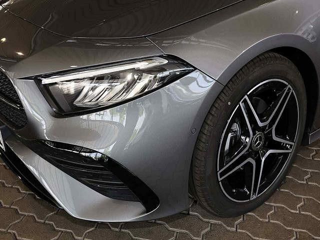 Gebraucht Mercedes A200 AMG line 163 PS (119 kW) 2025