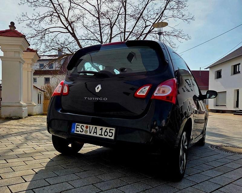 Gebraucht Renault Twingo Initiale Paris 75 PS (55 kW) 2014 Schwarz Kleinwagen