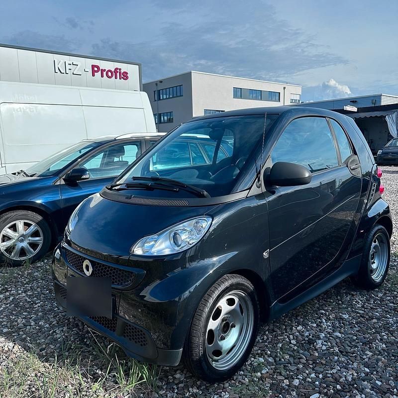 Schwarz Gebraucht 2013 Smart ForTwo Coupé Coupé | 3.999 € (Guter Preis) - Bild 1/4