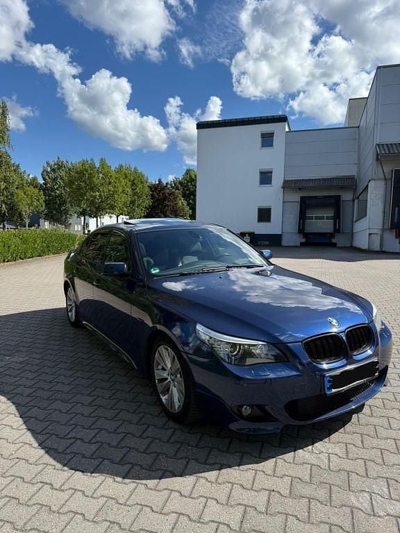 Blau Gebraucht 2008 BMW 525 M Sport Limousine | 8.500 € (Fairer Preis) - Bild 1/4