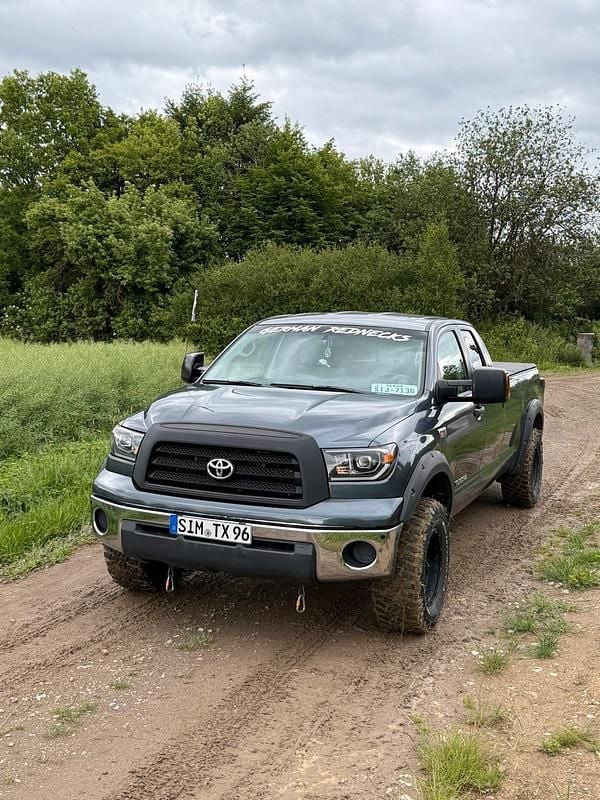 Grau Gebraucht 2007 Toyota Tundra Abholung | 23.500 € - Bild 1/4