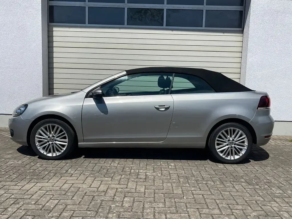 Gebraucht VW Golf Cabriolet Cup 122 PS (89 kW) 2014 Silber Cabrio