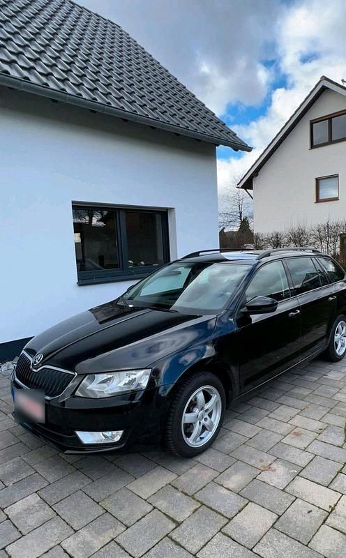 Gebraucht Skoda Octavia 150 PS (110 kW) 2014 Schwarz Kleinwagen