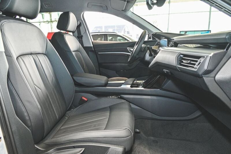 Gebraucht Audi Q8 e-tron Advanced 250 kW (340 PS) 2023 Weiß SUV