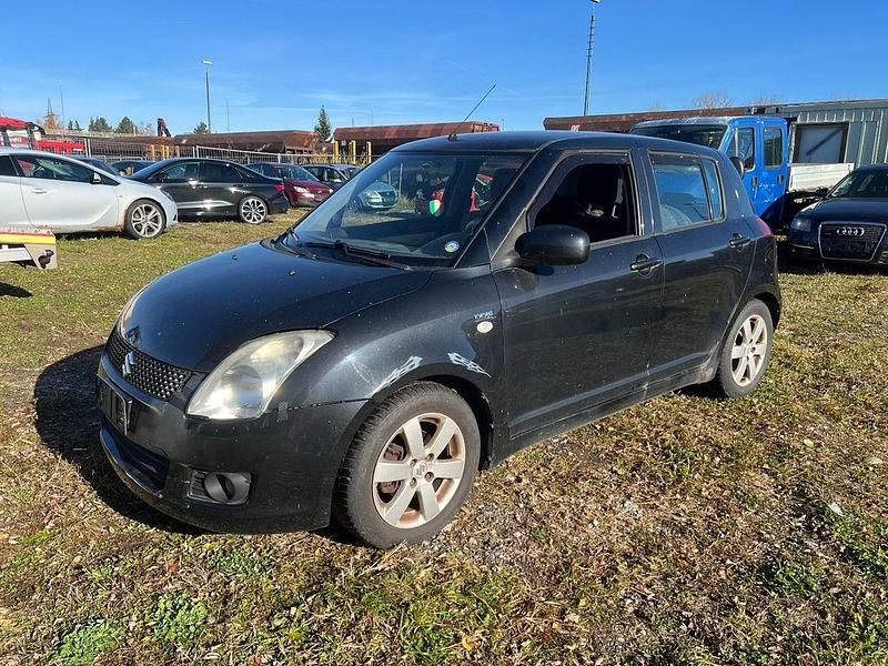 Gebraucht Suzuki Swift Club 75 PS (55 kW) 2007 Schwarz Limousine