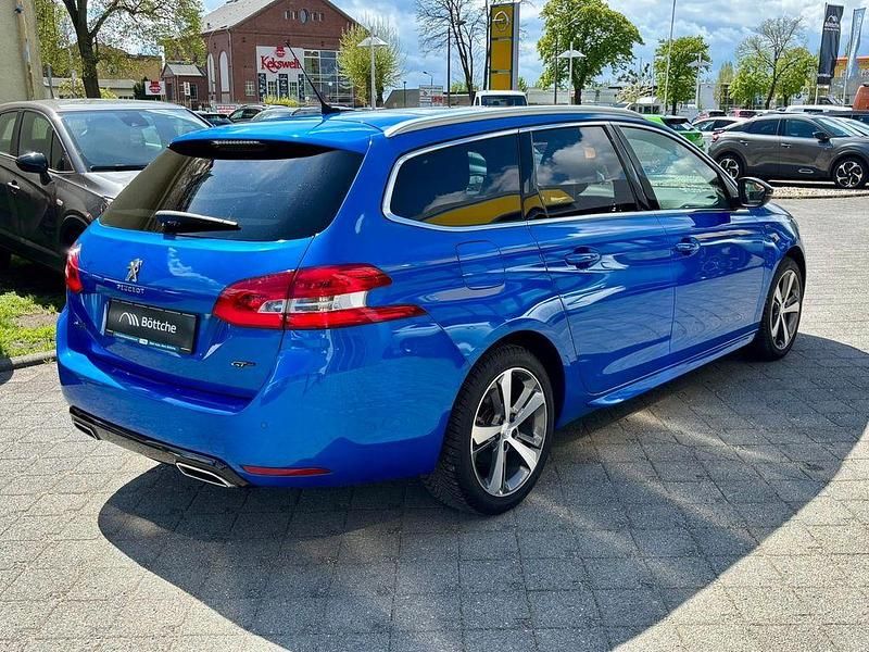 Gebraucht Peugeot 308 SW GTi 131 PS (96 kW) 2021 Blau/metallic lackierung drei Kombi