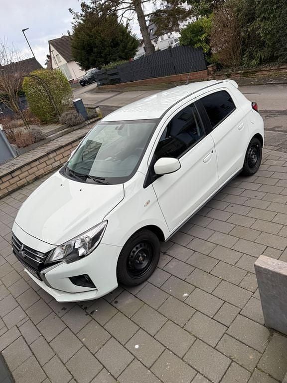 Gebraucht Mitsubishi Space Star Select 71 PS (52 kW) 2022 Weiß Kleinwagen
