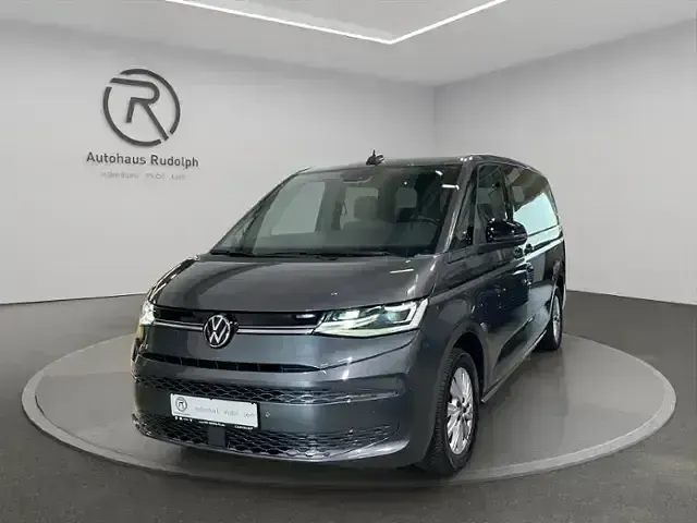 Gebraucht VW Multivan Life 150 PS (110 kW) 2022 Grau Van / Kleinbus