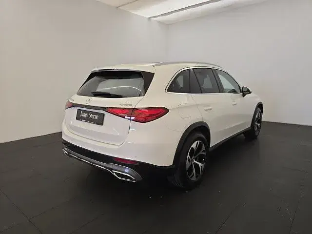 Gebraucht Mercedes GLC300e 333 PS (244 kW) 2023 SUV