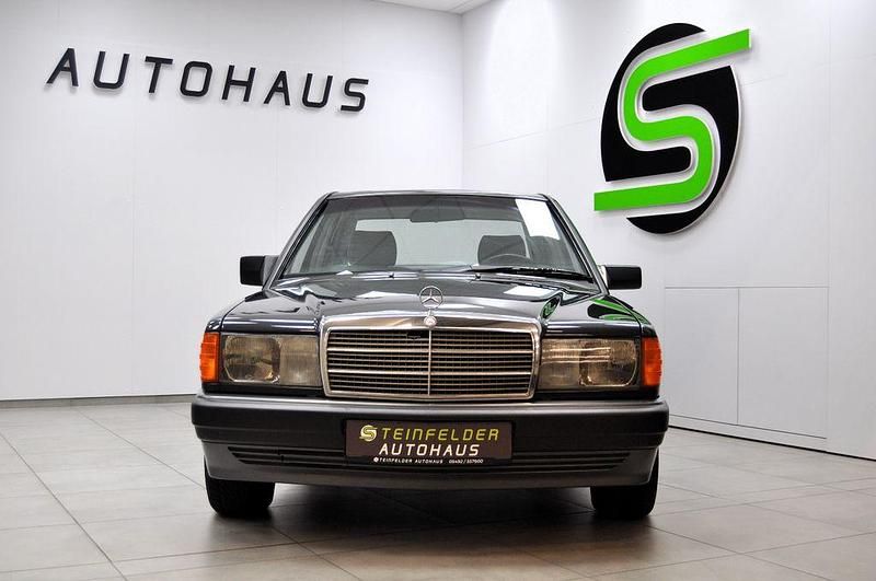 Gebraucht Mercedes 190 109 PS (80 kW) 1992 Grau Limousine