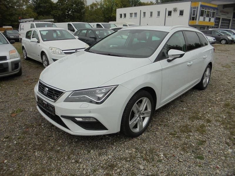 Nevada white Gebraucht 2020 Seat Leon ST Beats Kombi | 10.450 € (Superpreis) - Bild 1/4