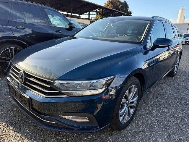 Blau Gebraucht 2020 VW Passat Business Limousine | 14.756 € (Guter Preis) - Bild 1/4