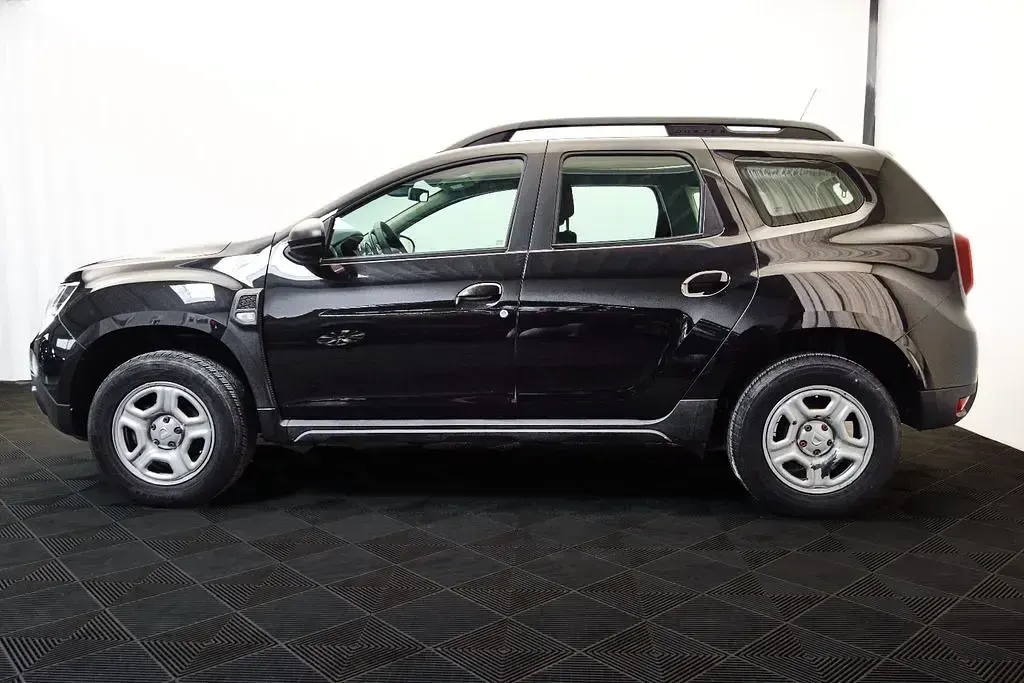 Gebraucht Dacia Duster Comfort 109 PS (80 kW) 2018 Schwarz SUV