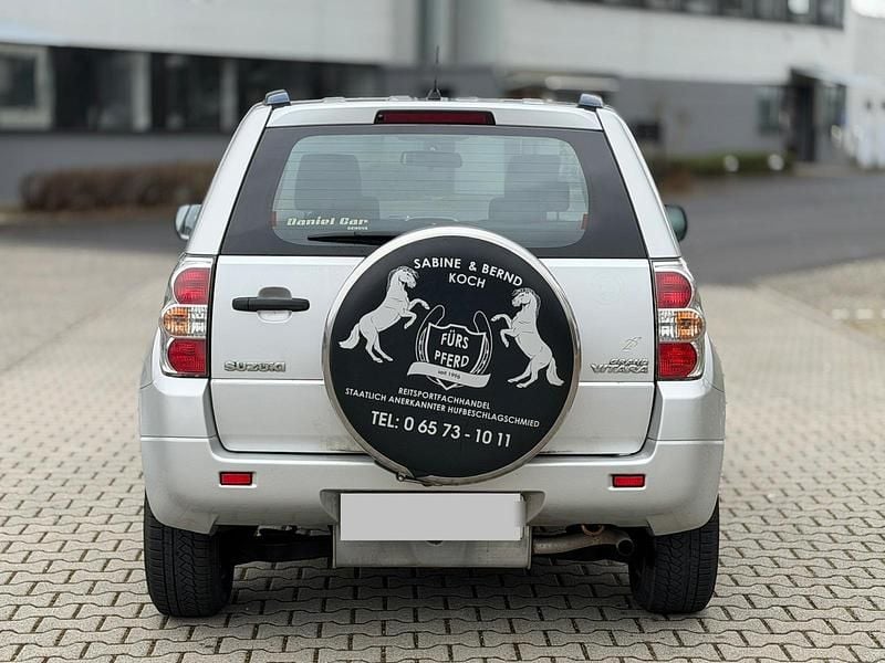 Gebraucht Suzuki Grand Vitara 106 PS (77 kW) 2007 Silber SUV